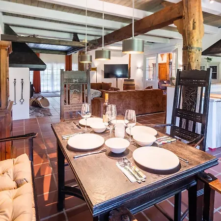 Reet-residenz - Landgut - Und Beachbar Feriehus Rastede